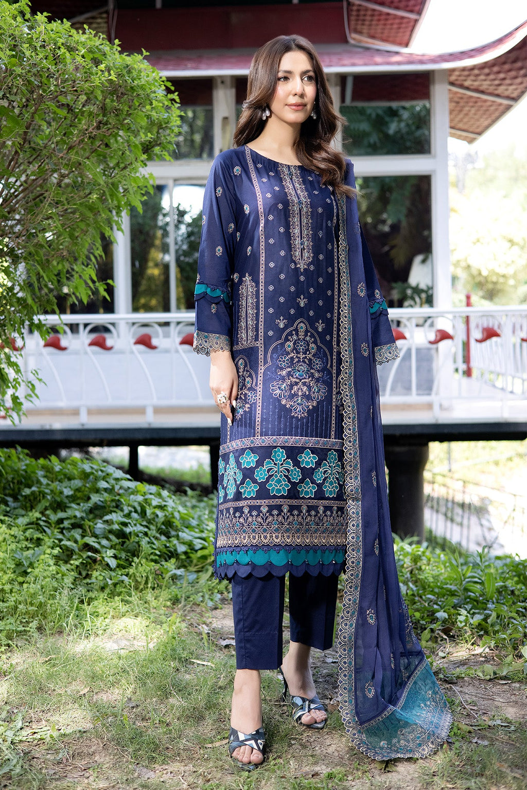 Noor-e-Fajar | Gardenia Luxury Lawn | GR-004