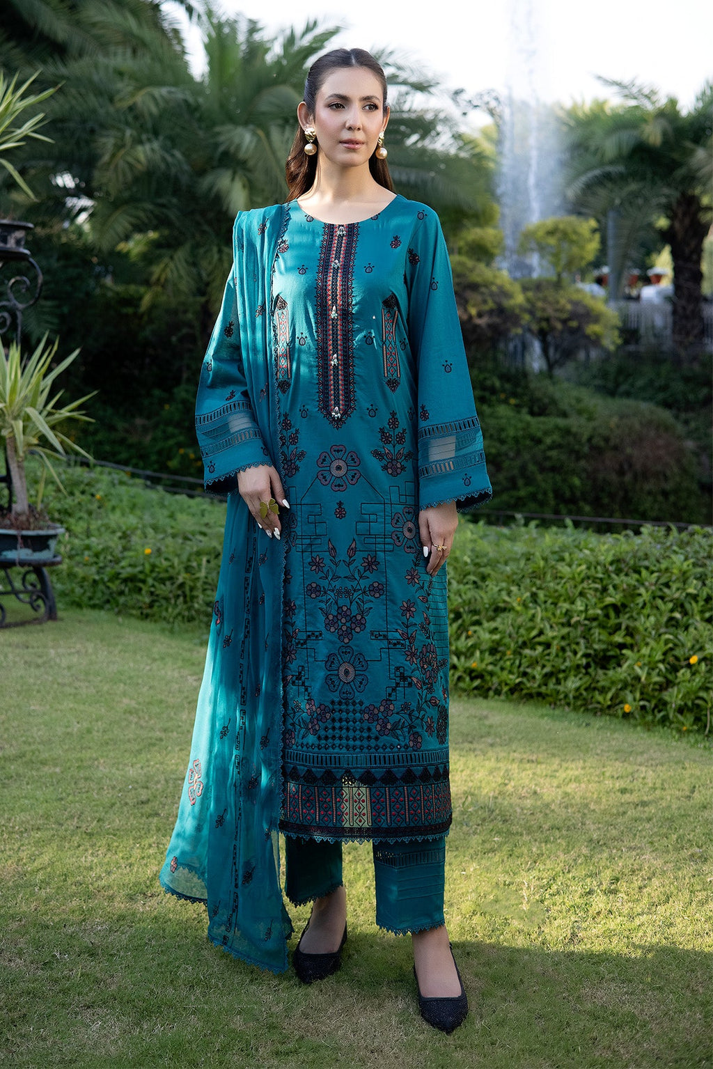 Noor-e-Fajar | Gardenia Luxury Lawn | GR-007