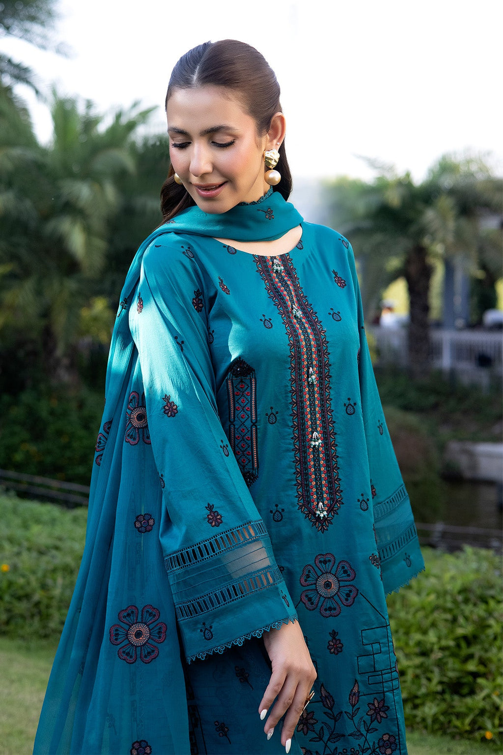 Noor-e-Fajar | Gardenia Luxury Lawn | GR-007