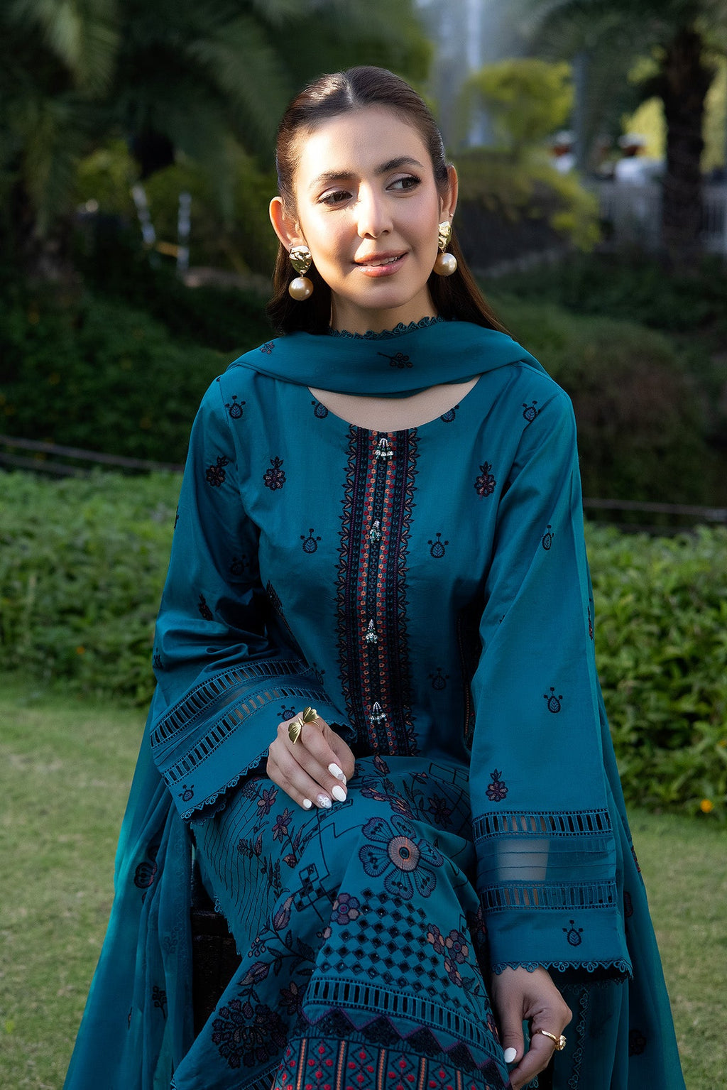 Noor-e-Fajar | Gardenia Luxury Lawn | GR-007