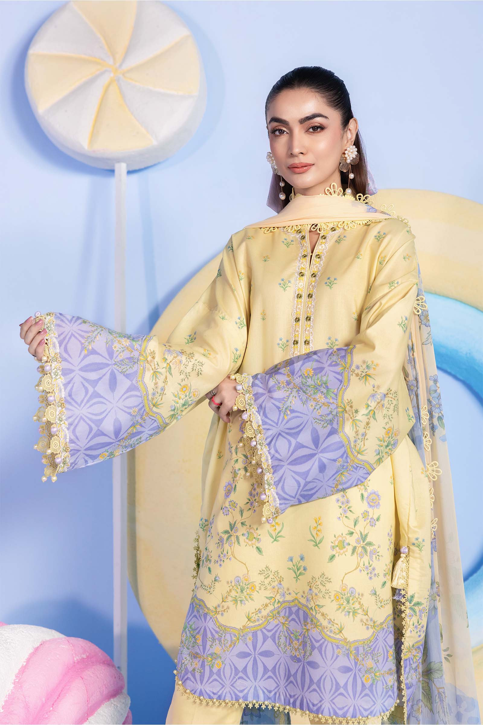 MARIA B | 3 Pc Unstitched Embroidered Lawn Suit | MB-CUSV13-01A