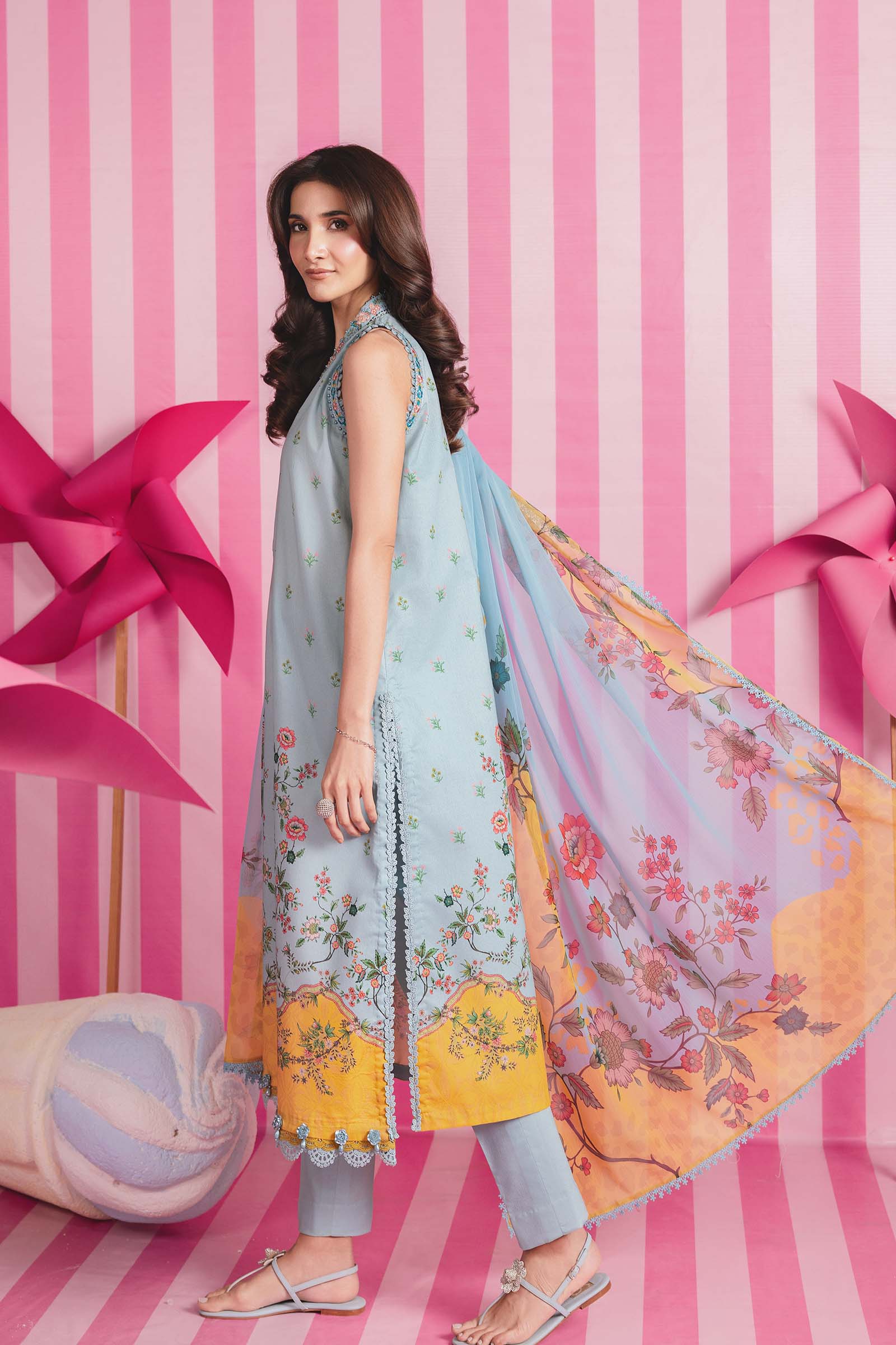 MARIA B | 3 Pc Unstitched Embroidered Lawn Suit | MB-CUSV13-01B