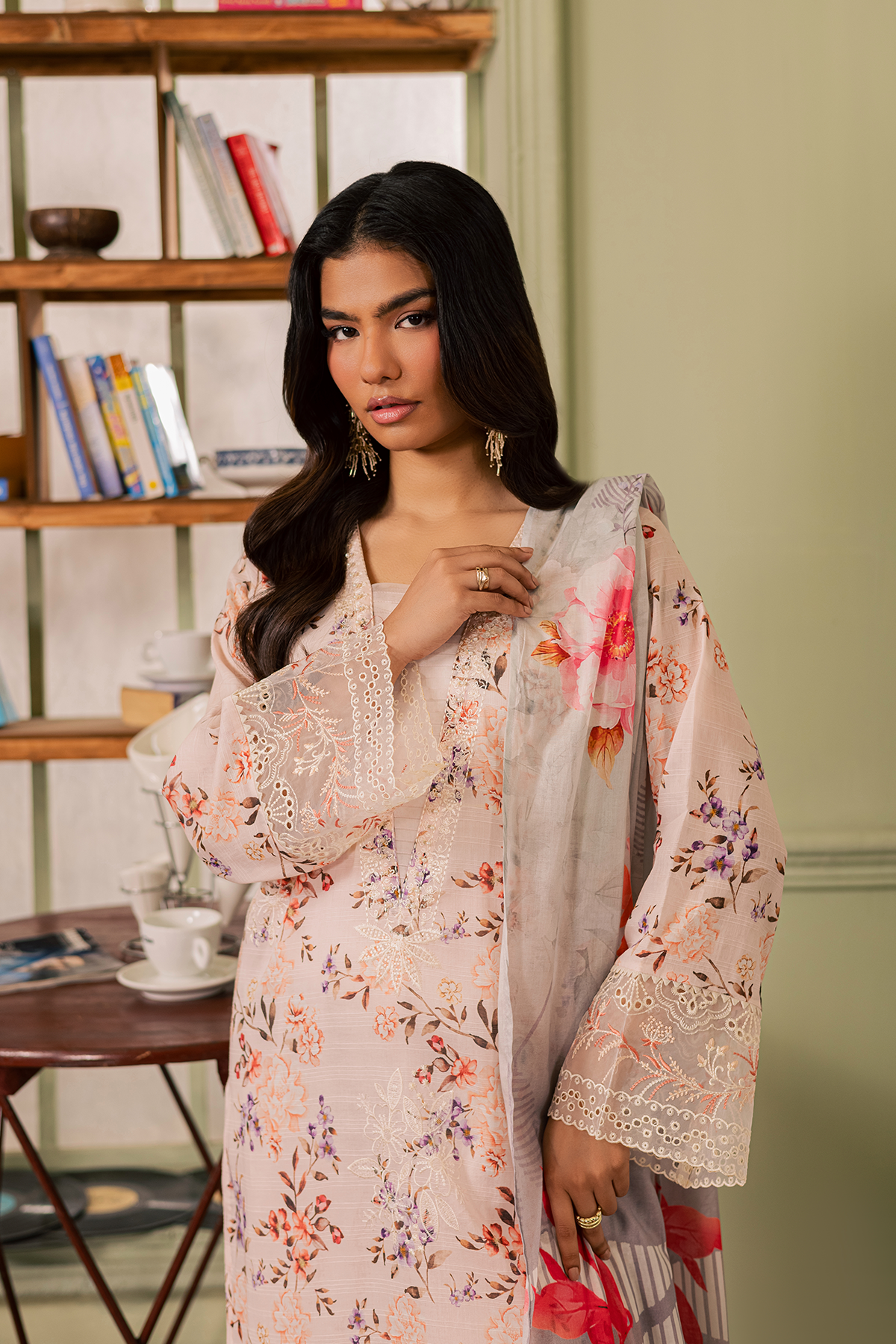 Riaz Arts | Daria - Classic Threads | DA-61