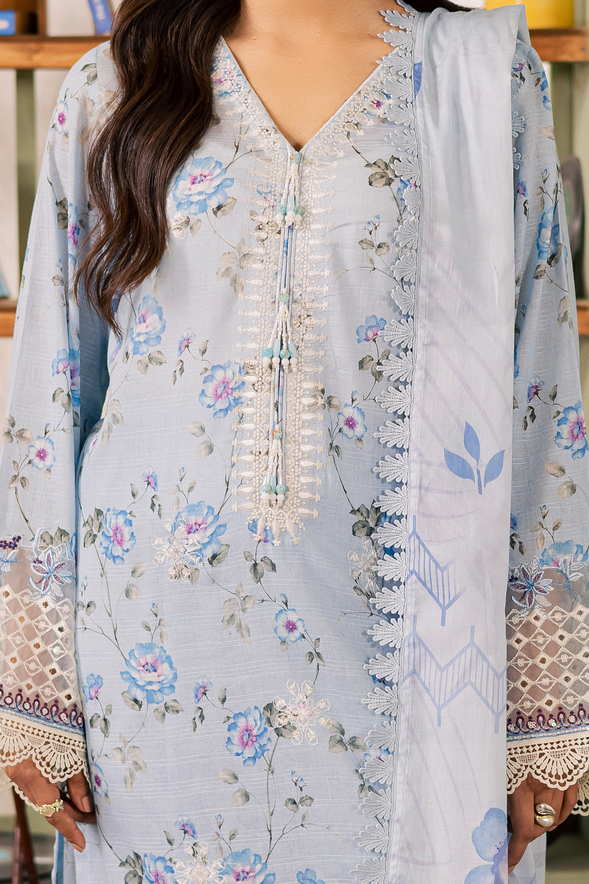 Riaz Arts | Daria - Classic Threads | DA-62