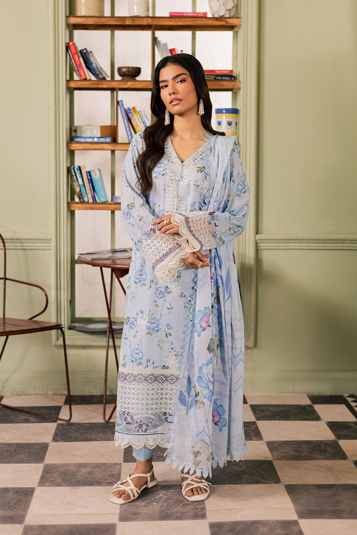 Riaz Arts | Daria - Classic Threads | DA-62