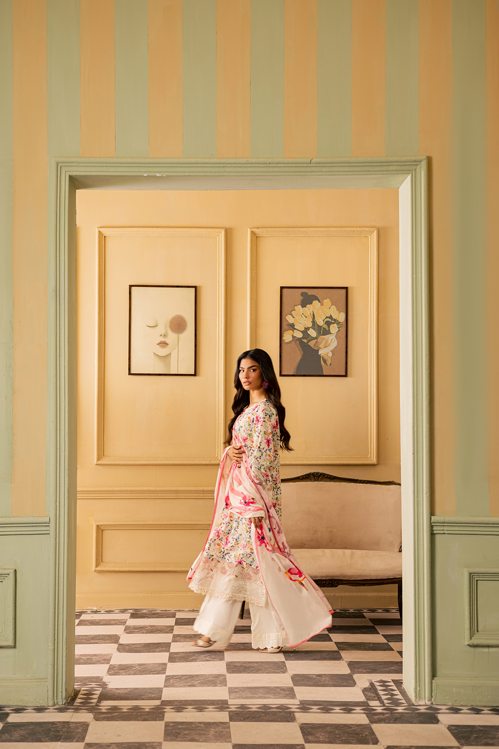 Riaz Arts | Daria - Classic Threads | DA-60