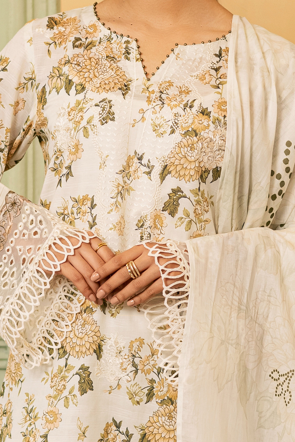 Riaz Arts | Daria - Classic Threads | DA-63