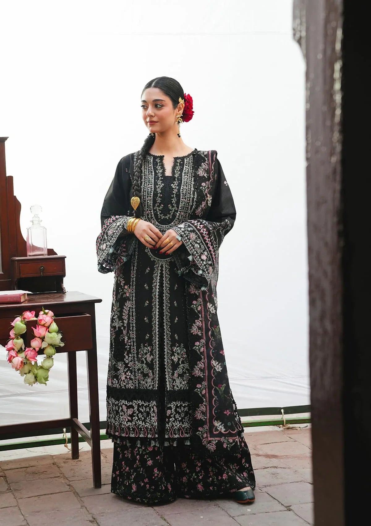 Kahf | Ek Fasana Luxury lawn '26 | Siyaara