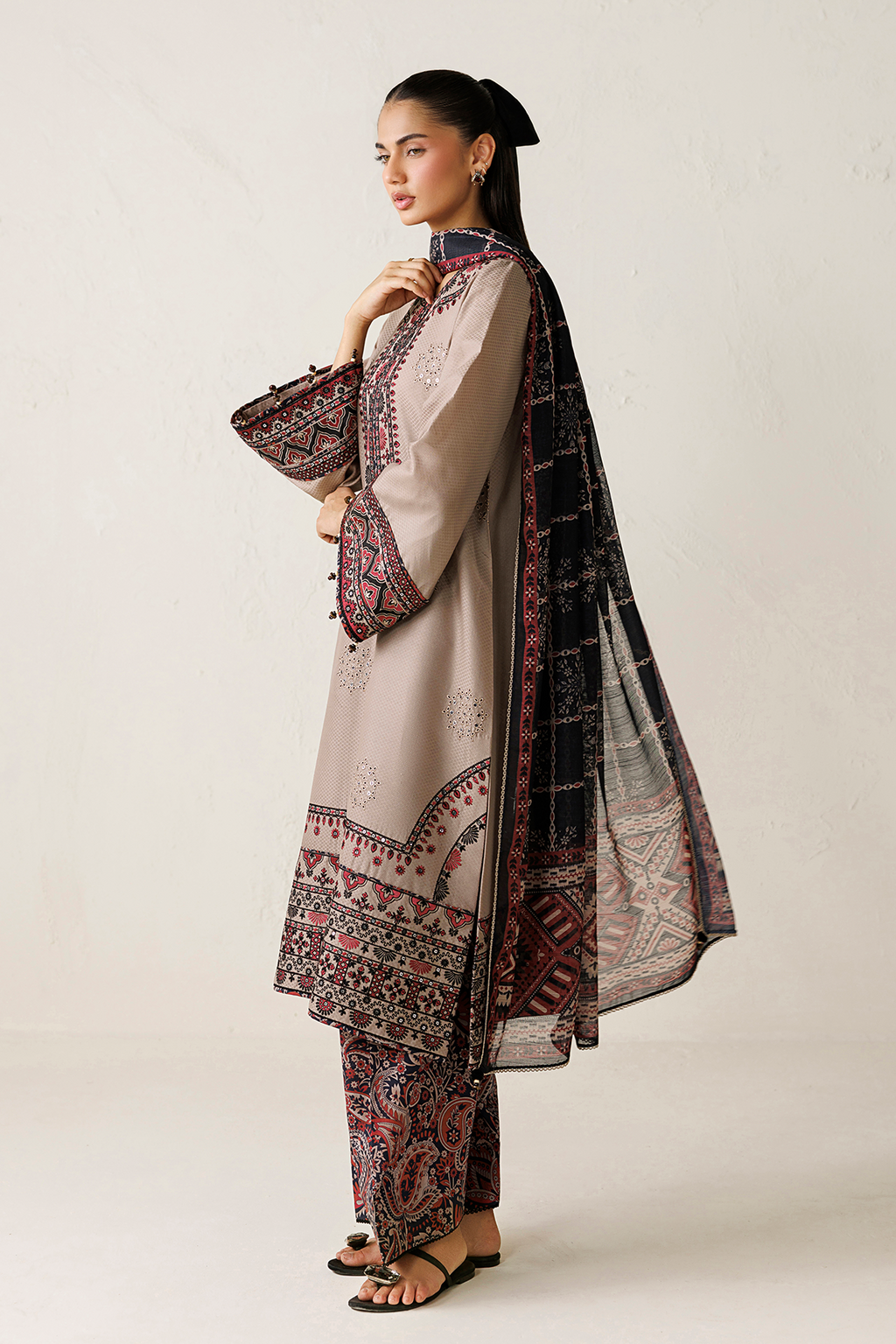 Jazmin | Embroidered Dobby Winter | RTW-0282
