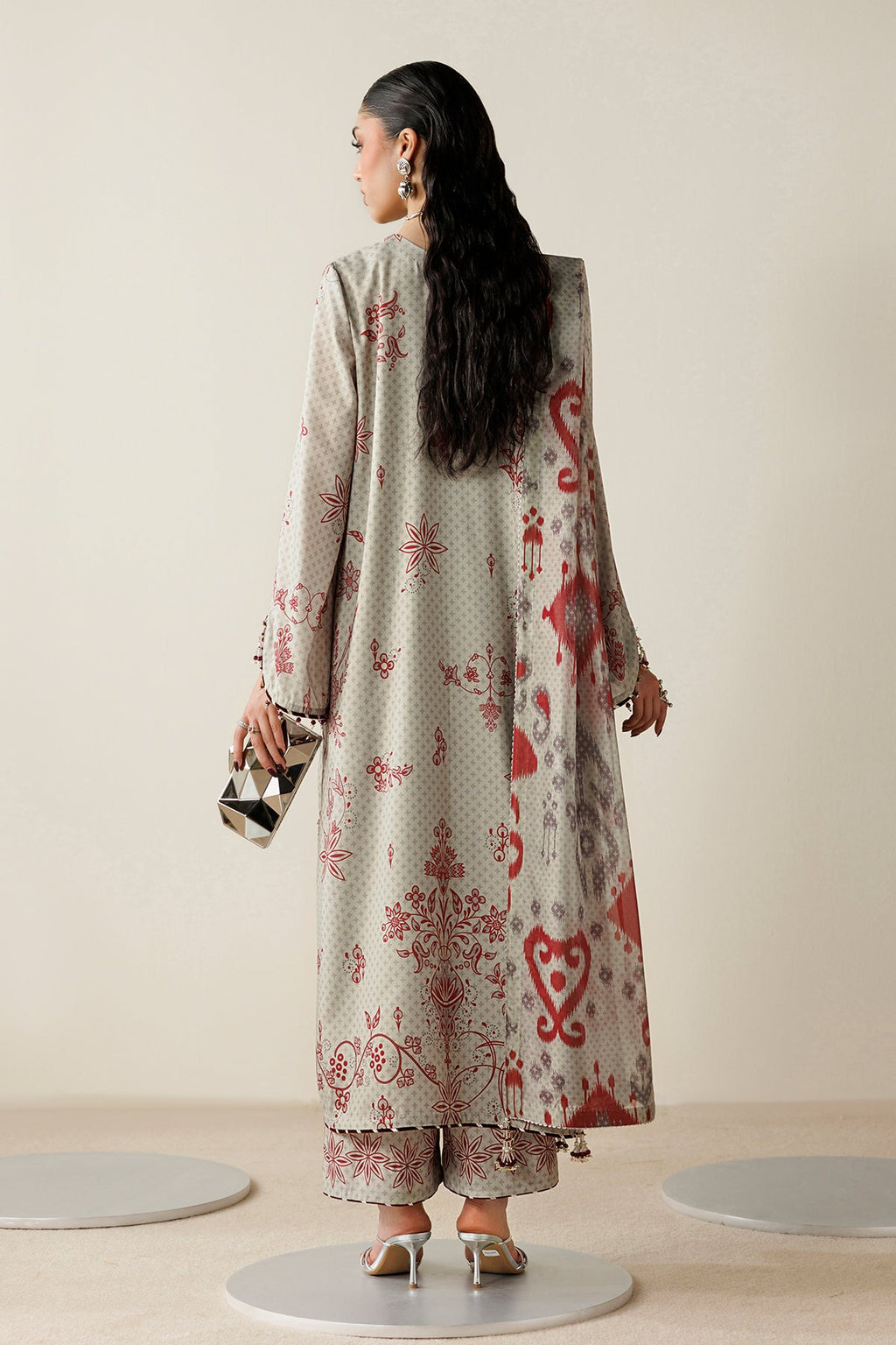 Jazmin | Orlina Raw Silk 26 | OR26-D06