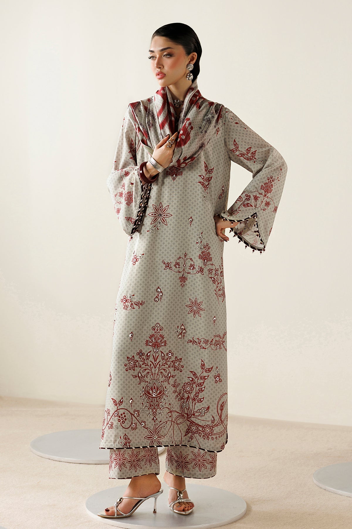 Jazmin | Orlina Raw Silk 26 | OR26-D06