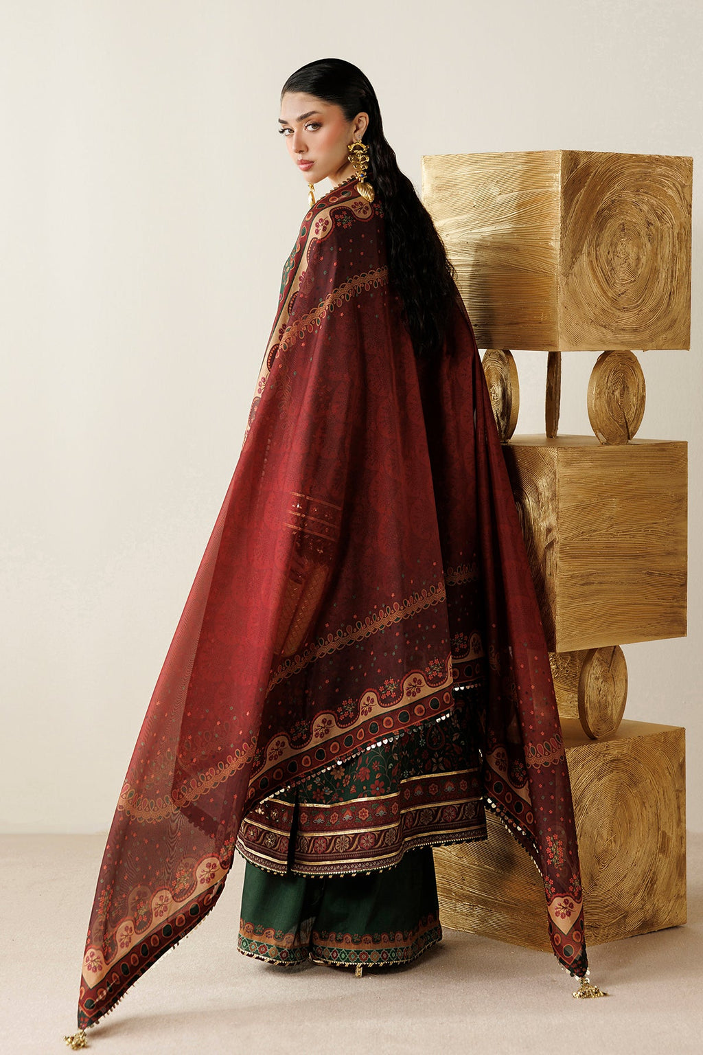 Jazmin | Orlina Raw Silk 26 | OR26-D01