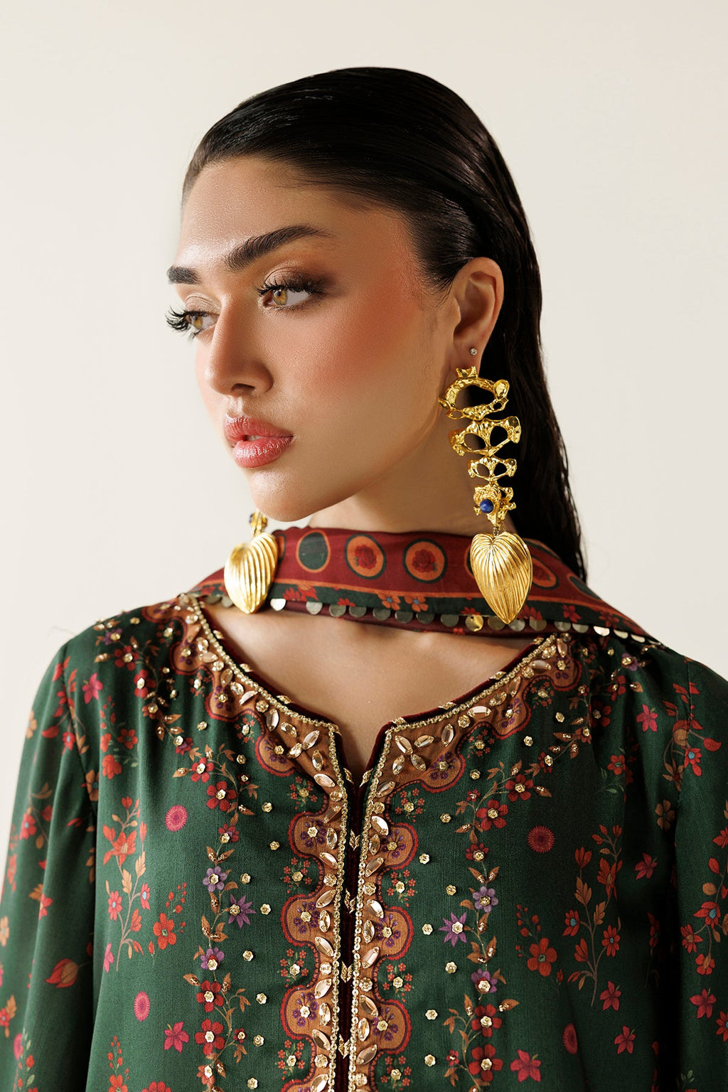 Jazmin | Orlina Raw Silk 26 | OR26-D01