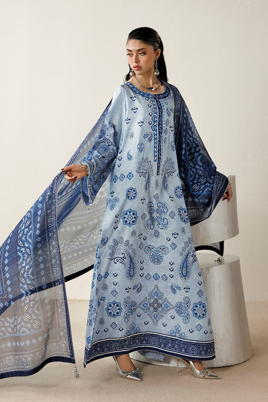 Jazmin | Orlina Raw Silk 26 | OR26-D02
