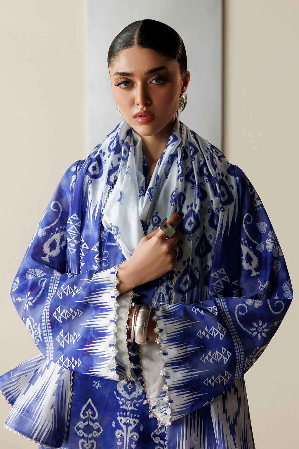 Jazmin | Orlina Raw Silk 26 | OR26-D09