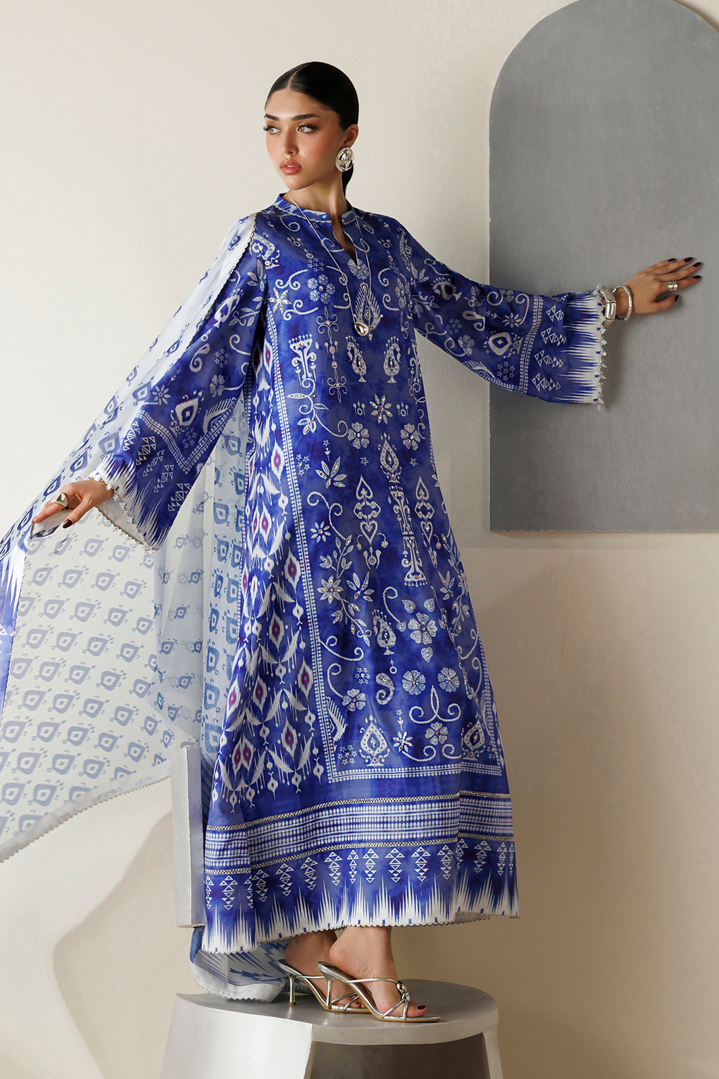Jazmin | Orlina Raw Silk 26 | OR26-D09