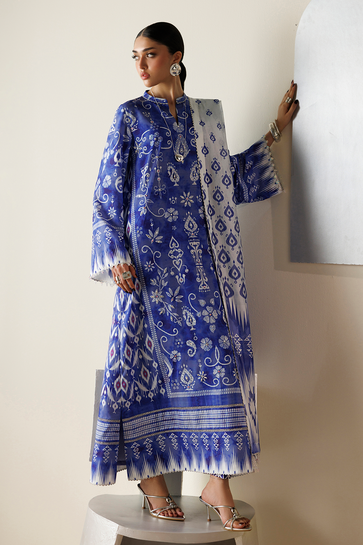 Jazmin | Orlina Raw Silk 26 | OR26-D09