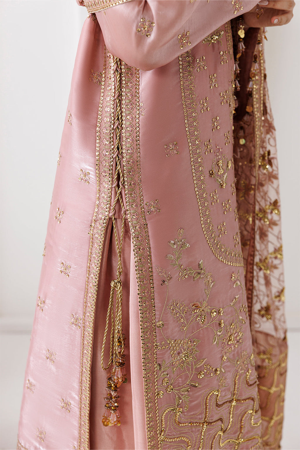 Alizeh | La Ruhe Festive | AF-CH-2269-Lamiya