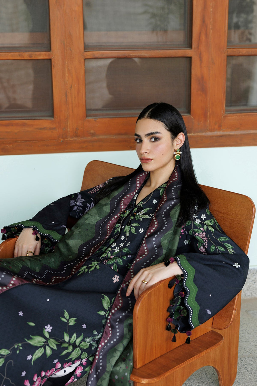 Jazmin | Embroidered Viscose Winter | UW-0269