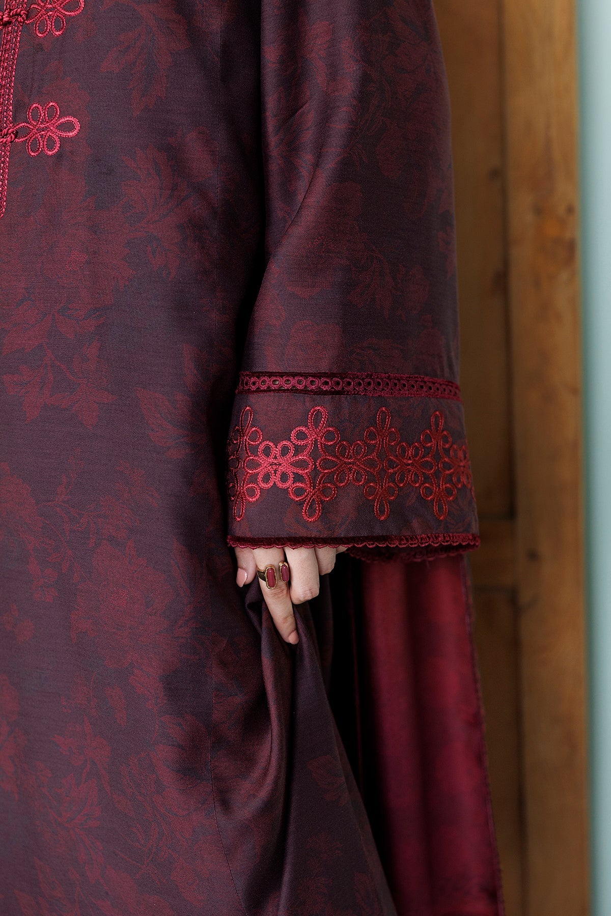 Jazmin | Embroidered Viscose Winter | RTW-0249