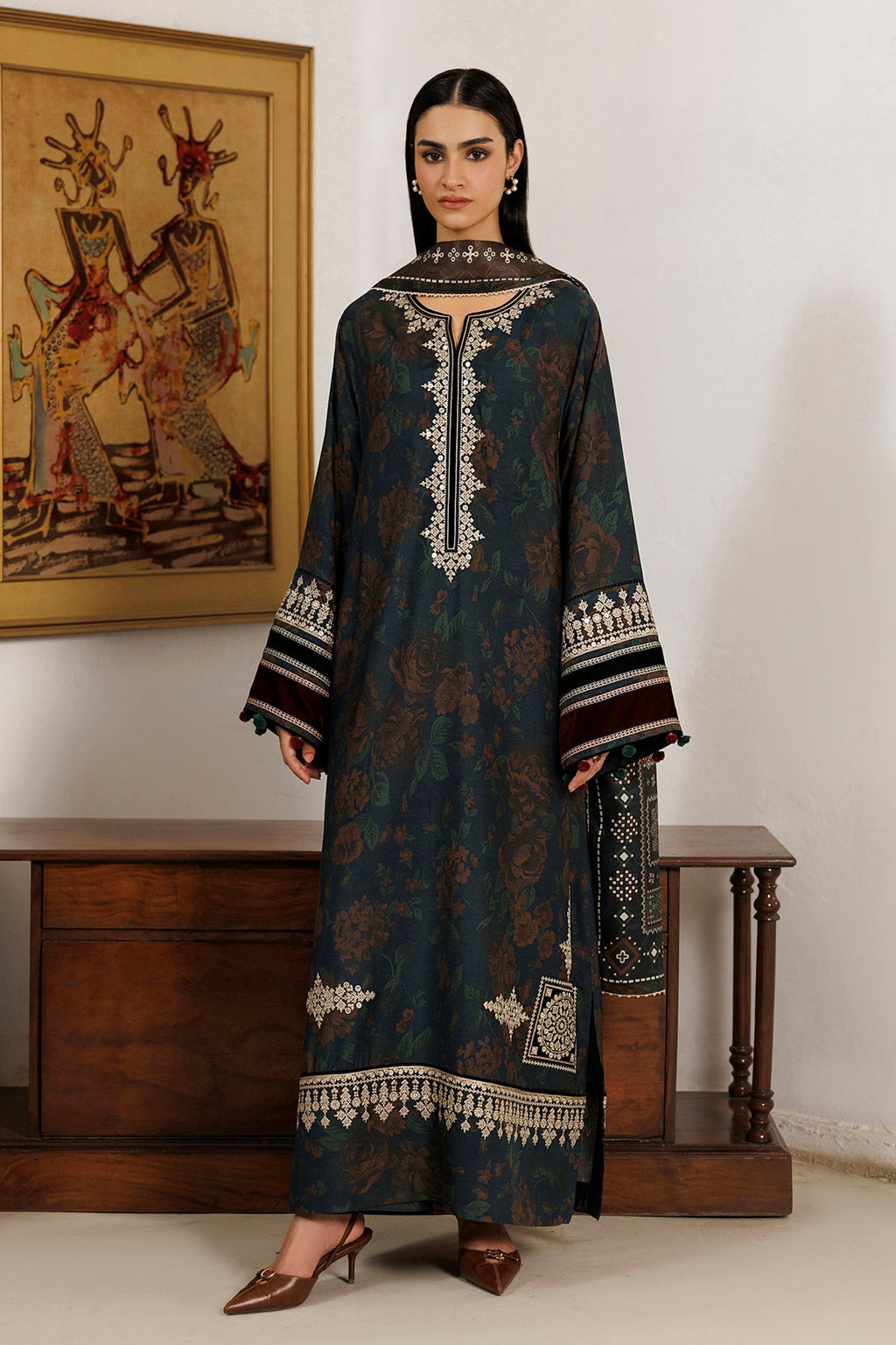 Jazmin | Embroidered Viscose Winter | UW-0266