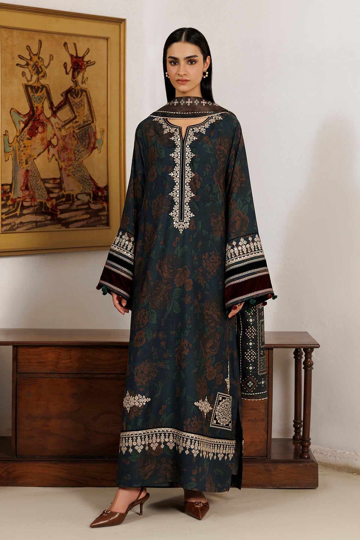 Jazmin | Embroidered Viscose Winter | UW-0266