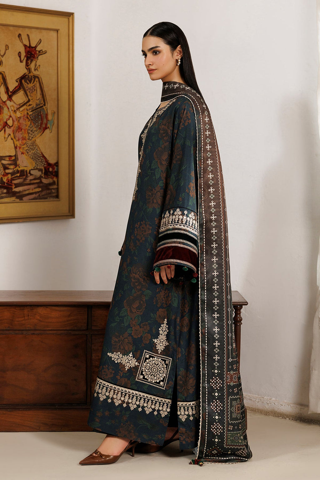 Jazmin | Embroidered Viscose Winter | UW-0266