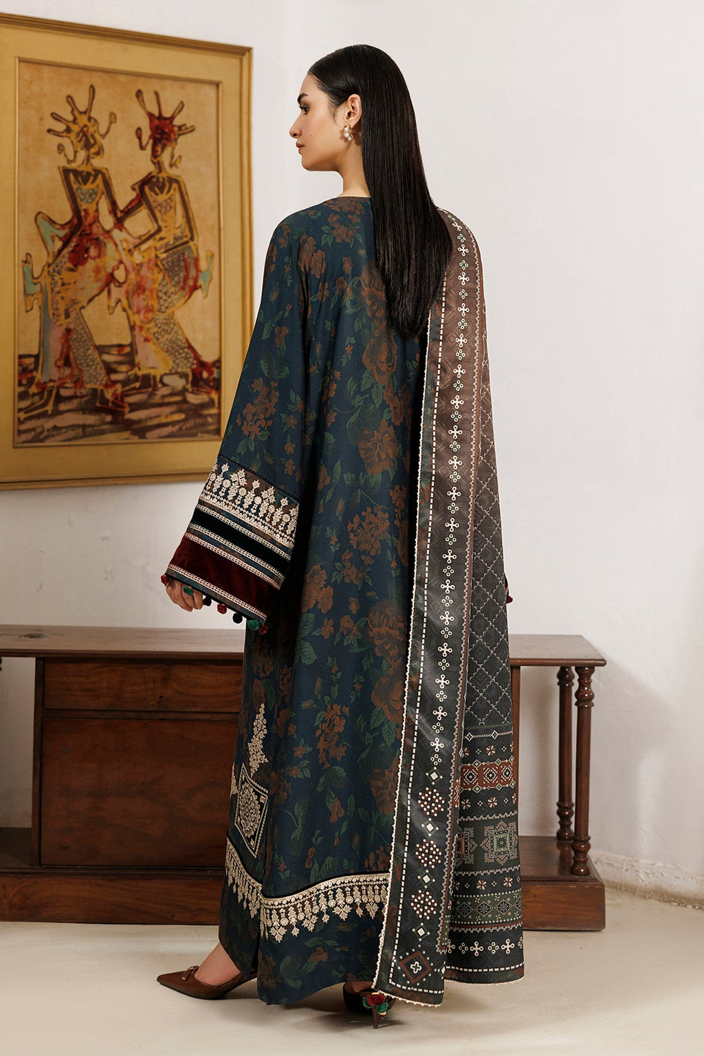 Jazmin | Embroidered Viscose Winter | UW-0266