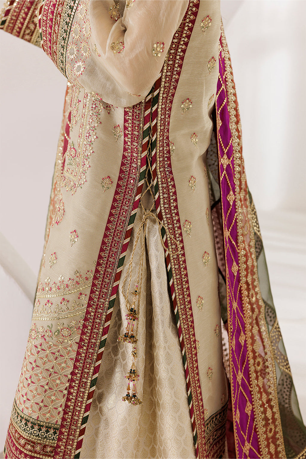 Alizeh | La Ruhe Festive | AF-CH-2264-Cew