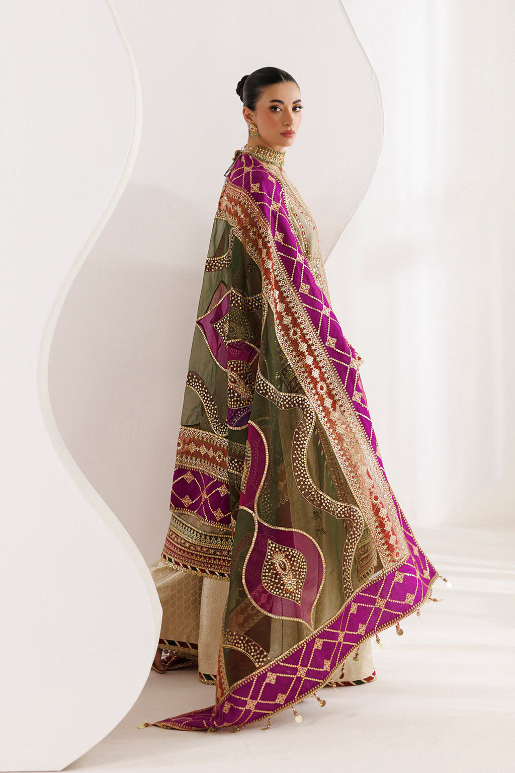 Alizeh | La Ruhe Festive | AF-CH-2264-Cew