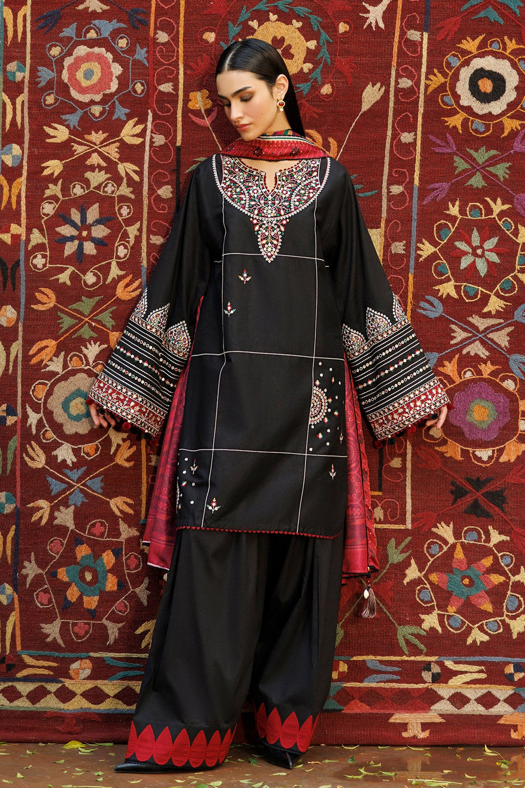 Jazmin | Embroidered Viscose Winter | UW-0265