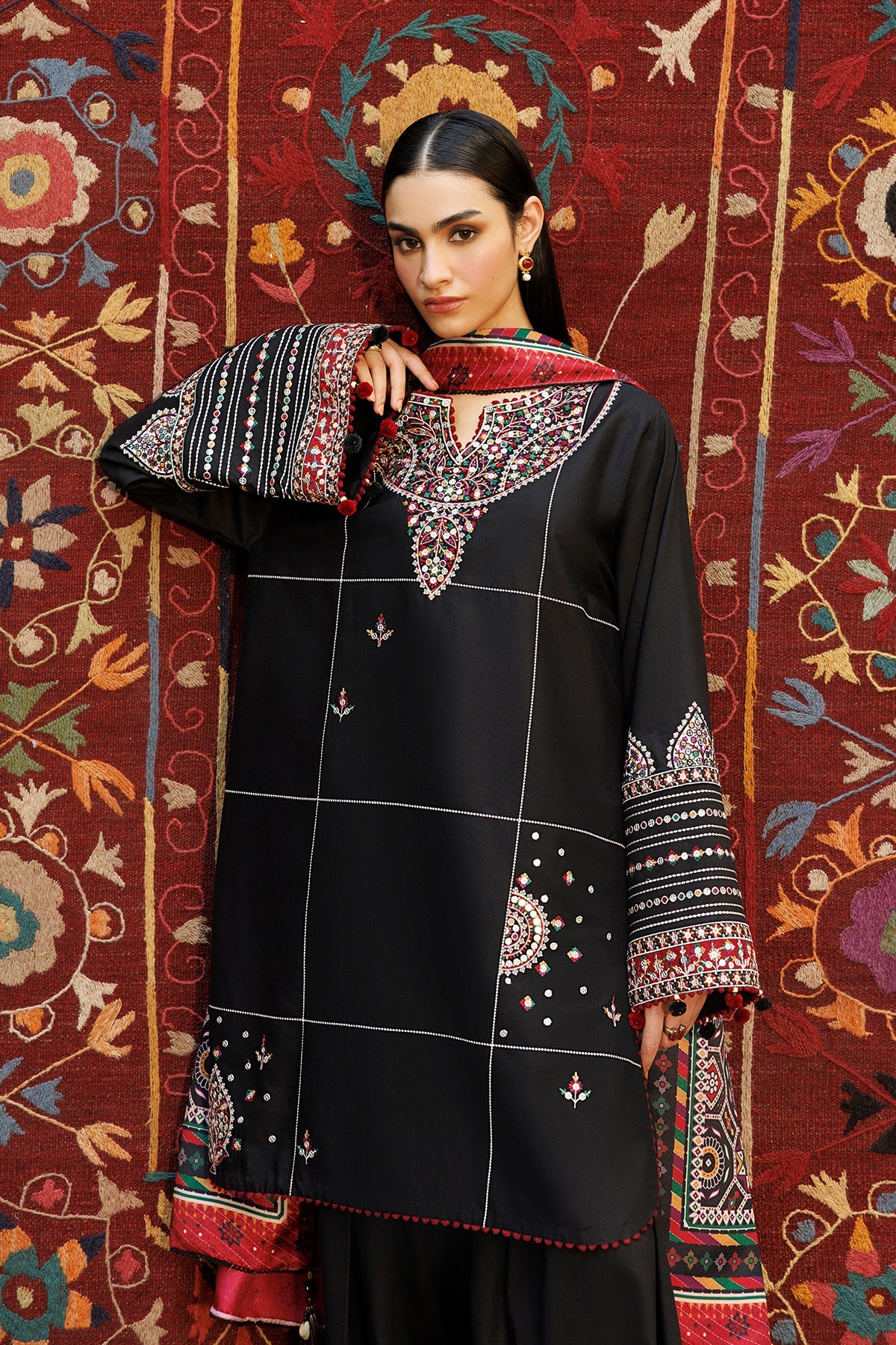 Jazmin | Embroidered Viscose Winter | UW-0265