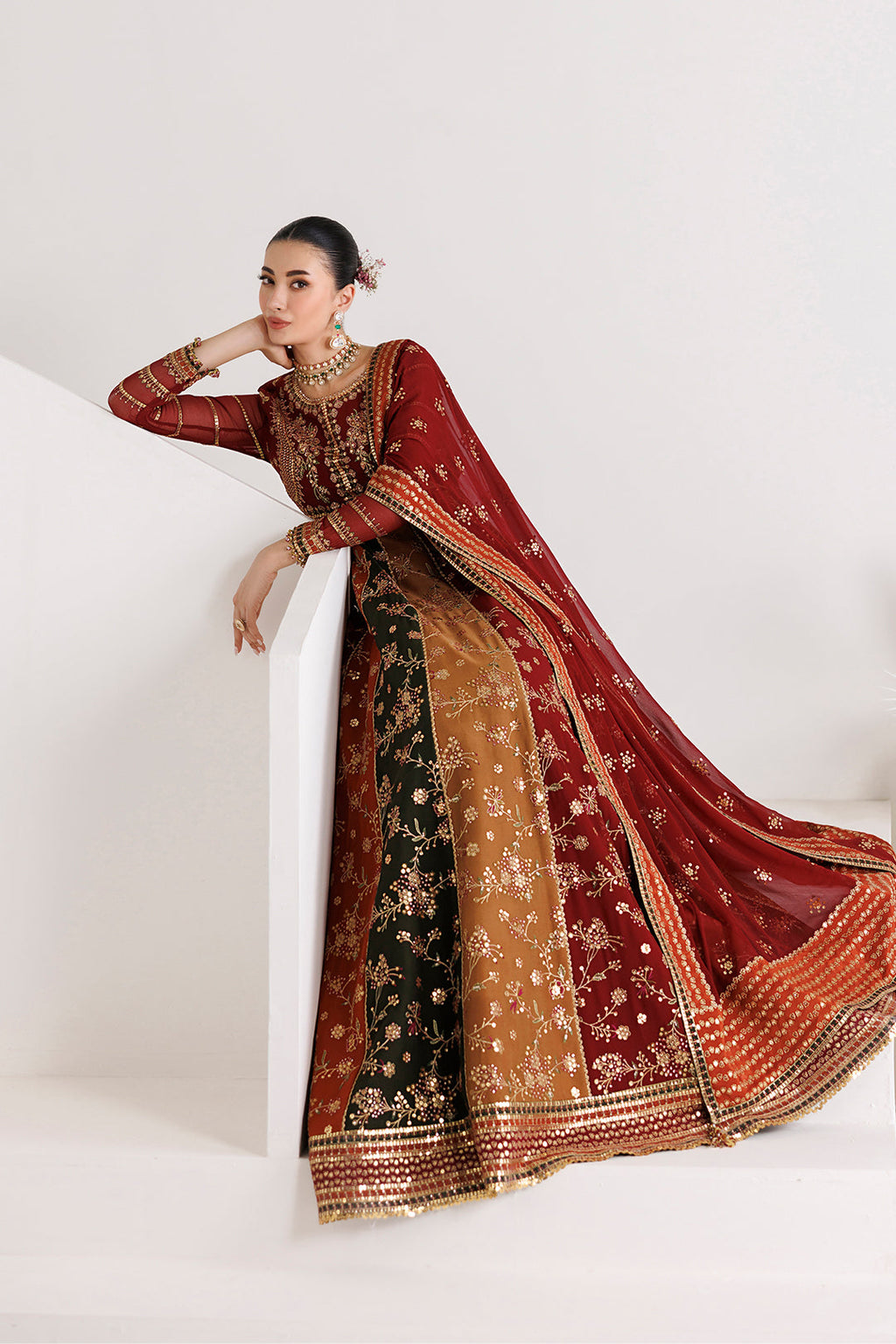 Alizeh | La Ruhe Festive | AF-CH-2263-Crystal