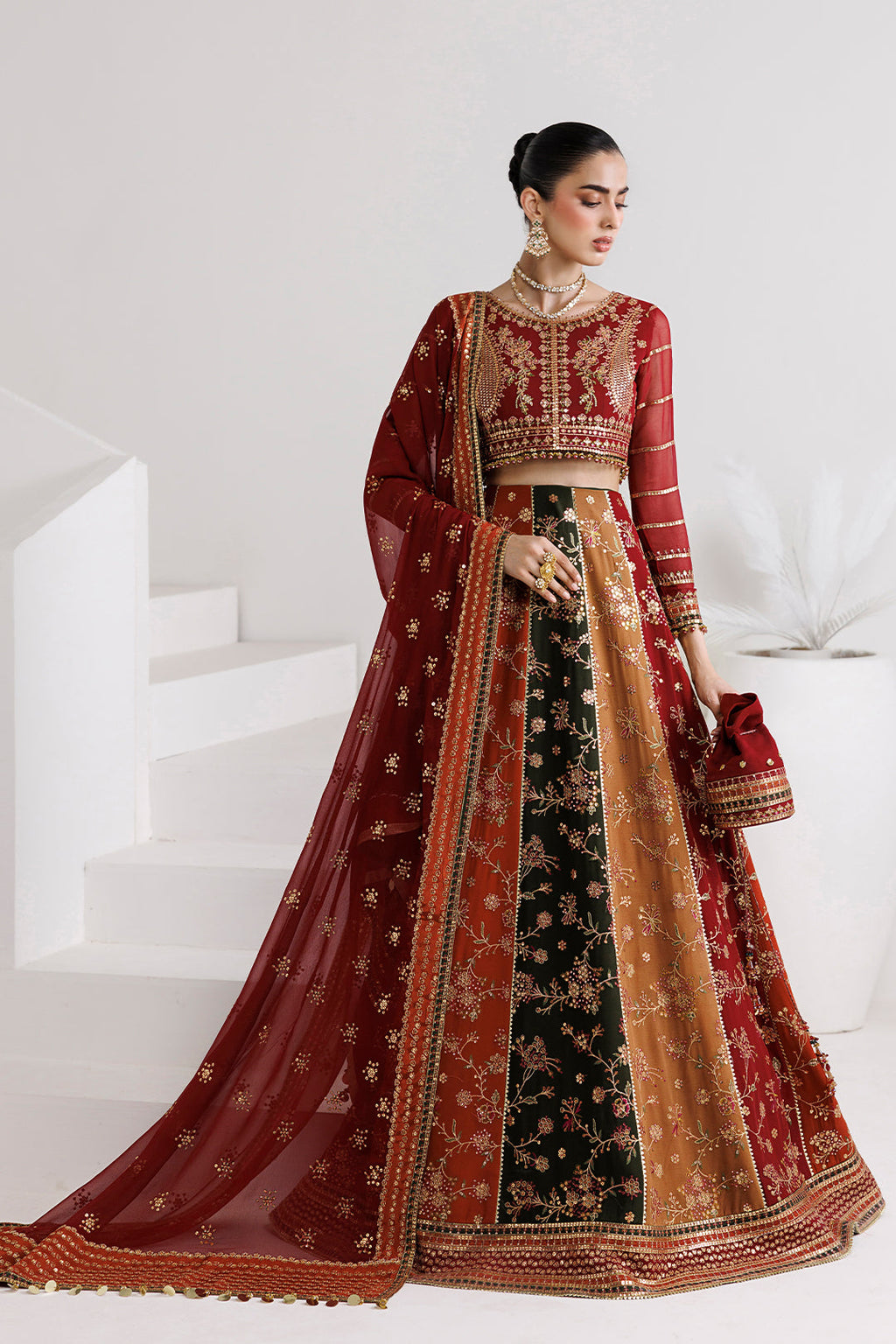 Alizeh | La Ruhe Festive | AF-CH-2263-Crystal