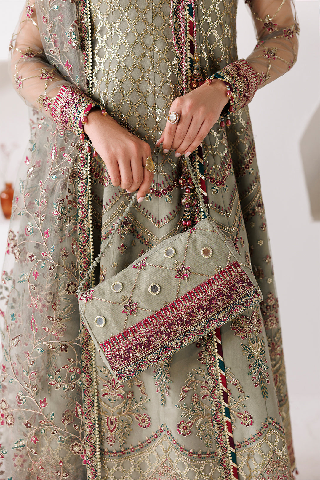 Alizeh | La Ruhe Festive | AF-CH-2268-Grace