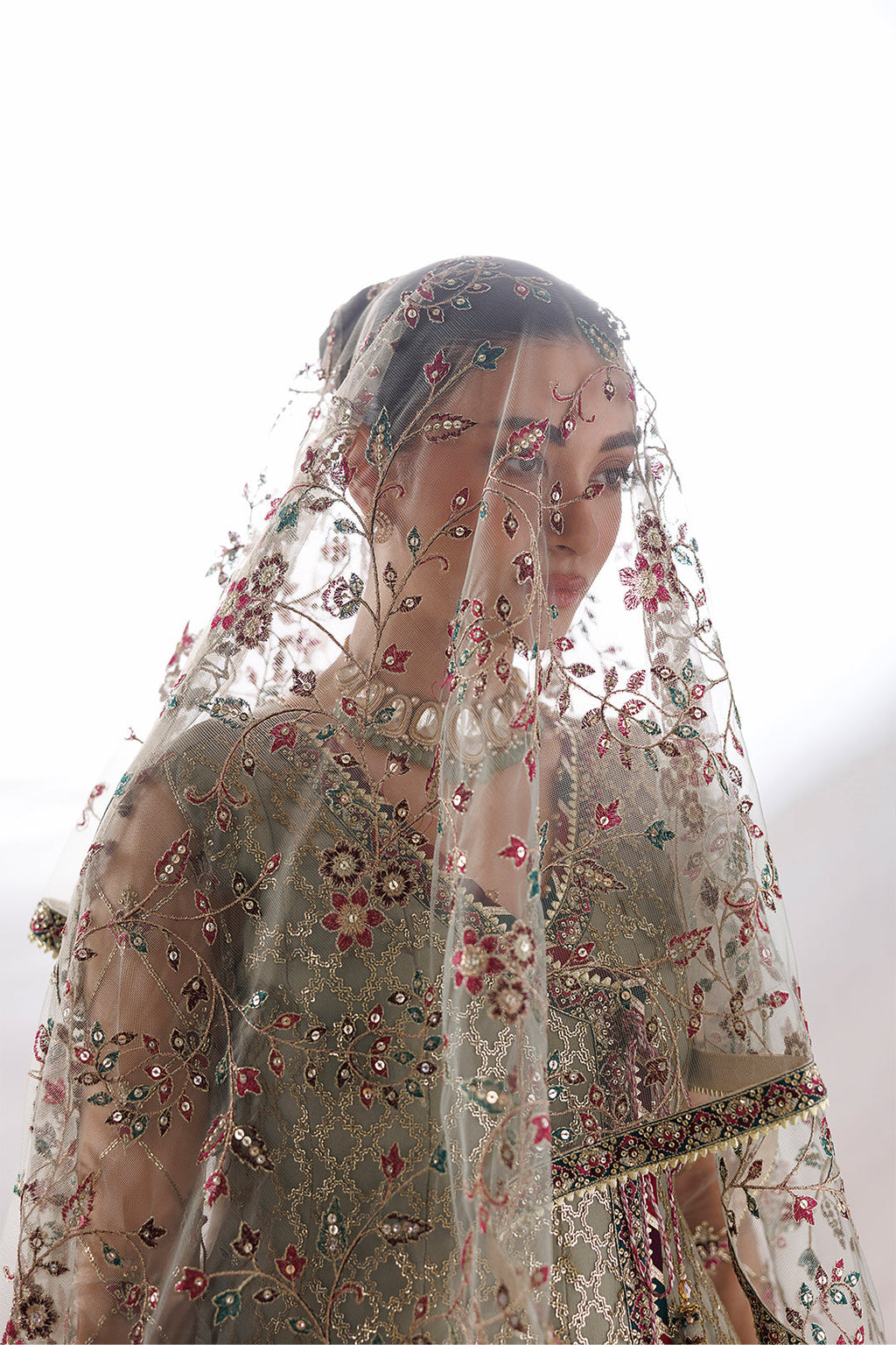 Alizeh | La Ruhe Festive | AF-CH-2268-Grace