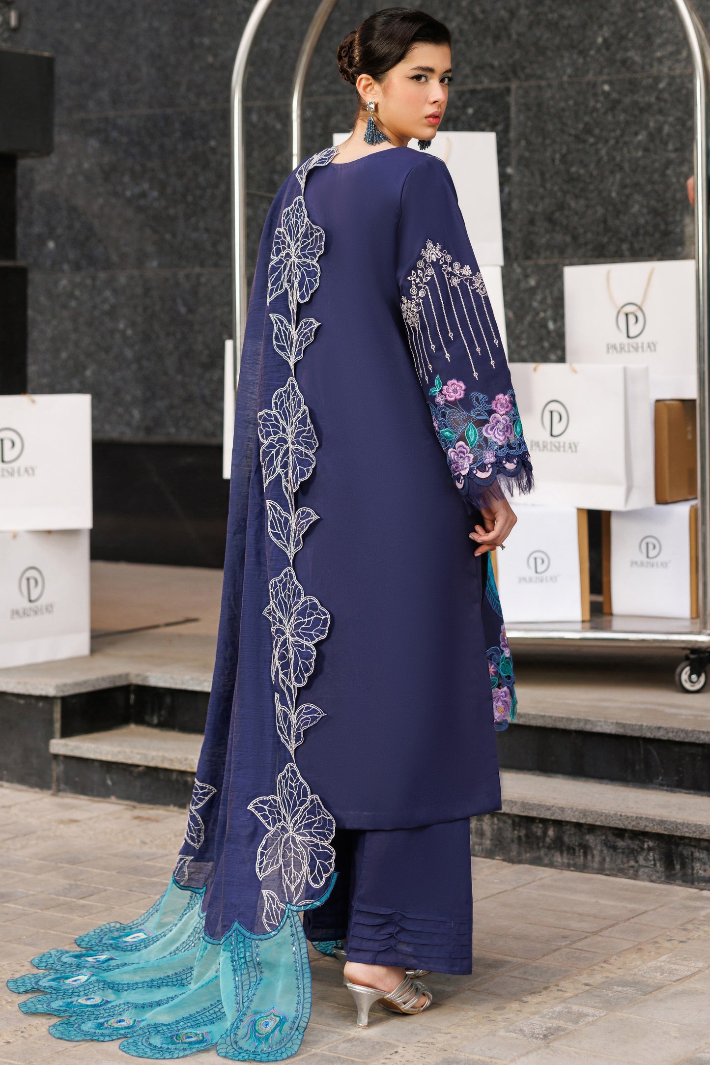 Parishay | Monaco Luxury Lawn 26' | MN-10