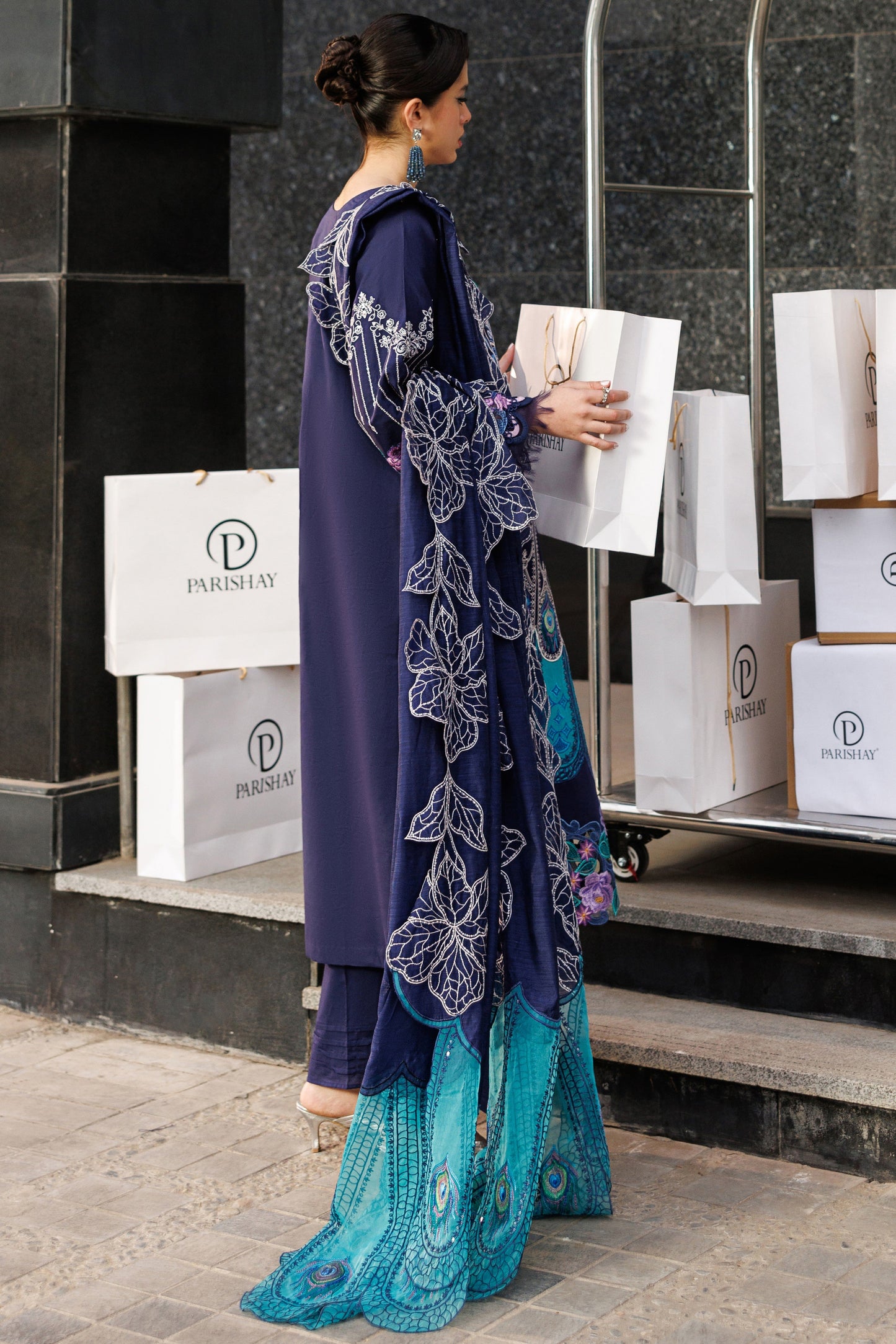 Parishay | Monaco Luxury Lawn 26' | MN-10