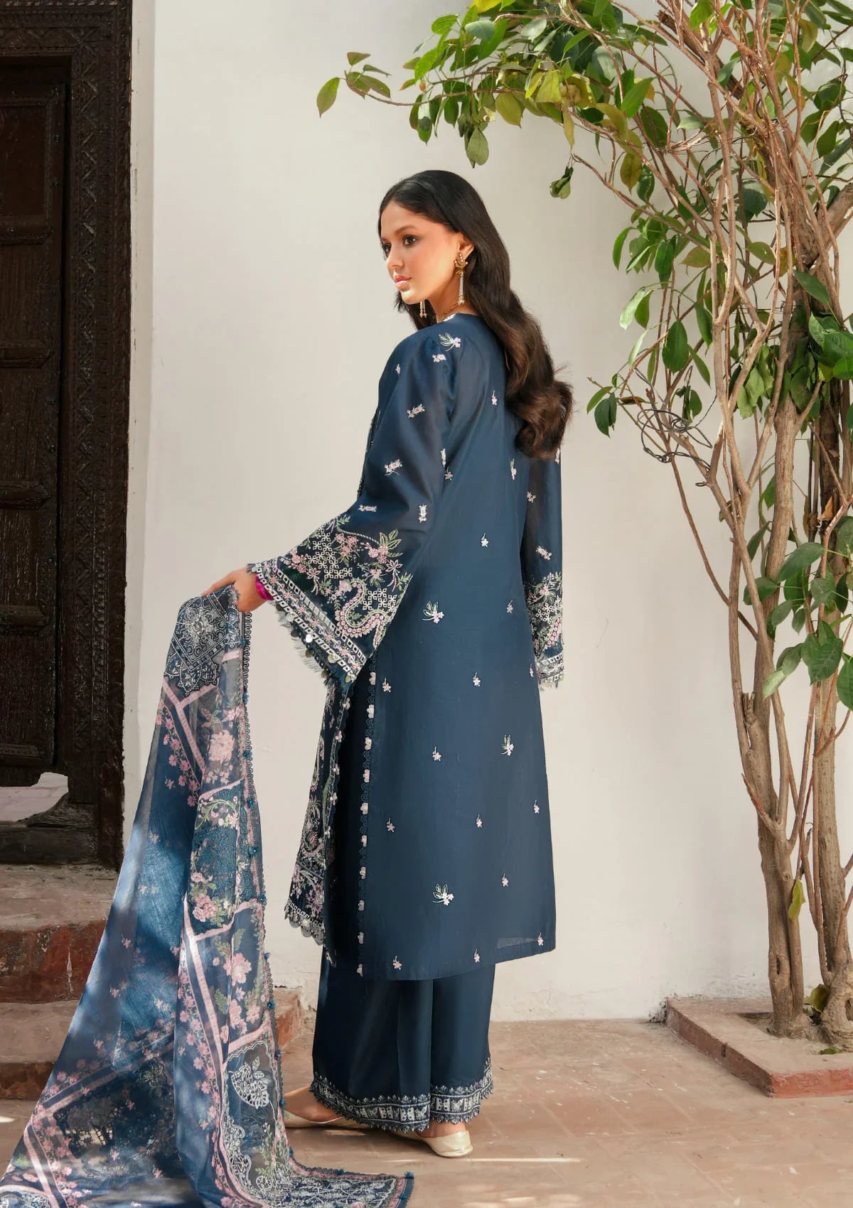 Kahf | Ek Fasana Luxury lawn '26 | Malka