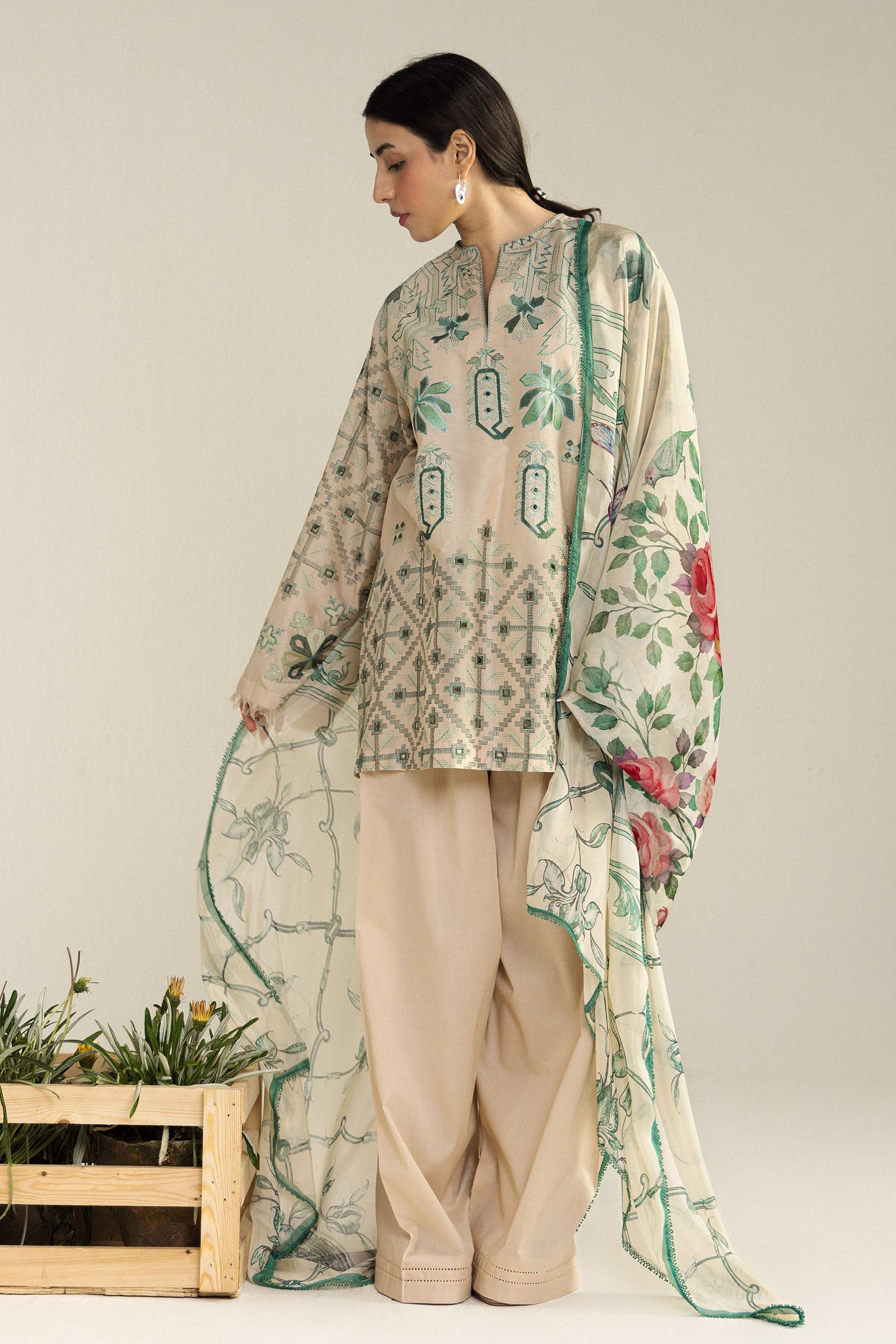 Coco By Zarashahjahan | Lawn Edit 2' 26 | Soren-9B