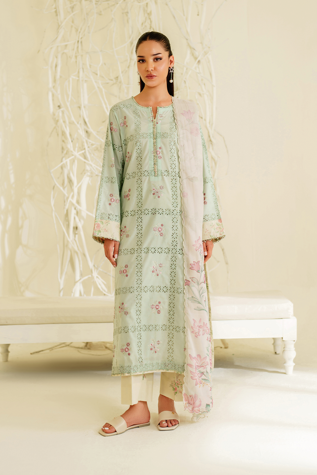 Iznik | Exclusive Printed Lawn | UE-531