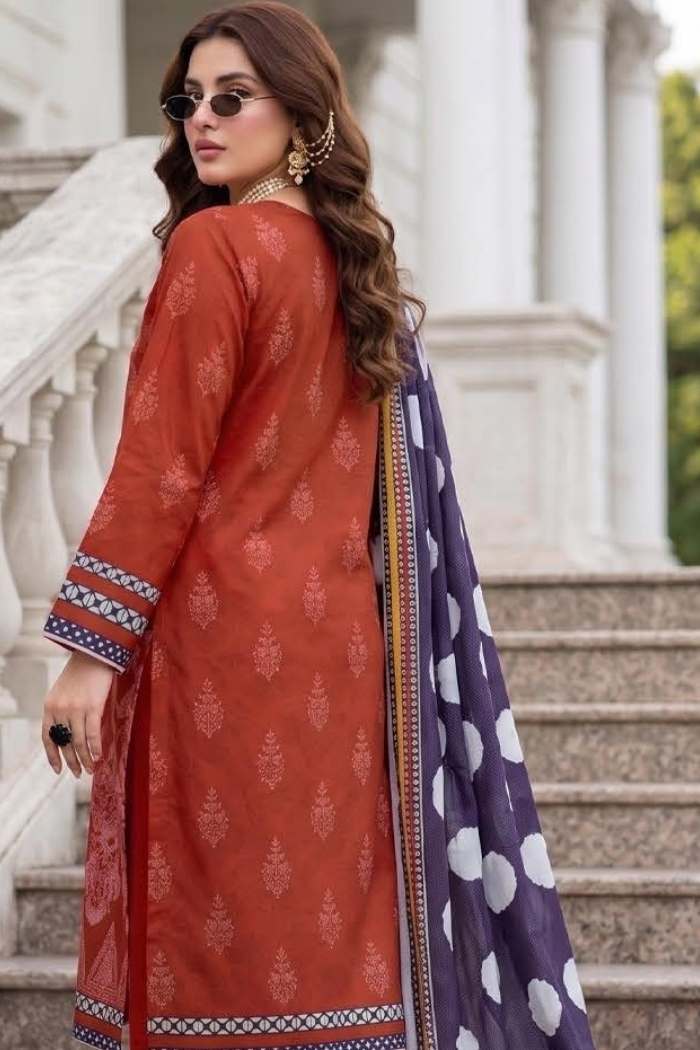 Mushaim | 3 Pc Lawn VOL 8 | M8-10