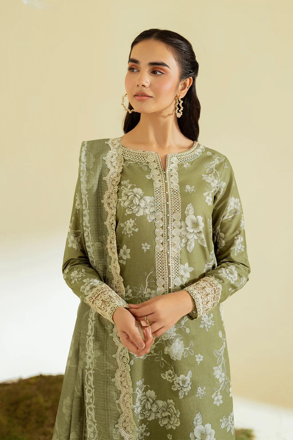 Iznik | Online Exclusive Lawn | UE-454