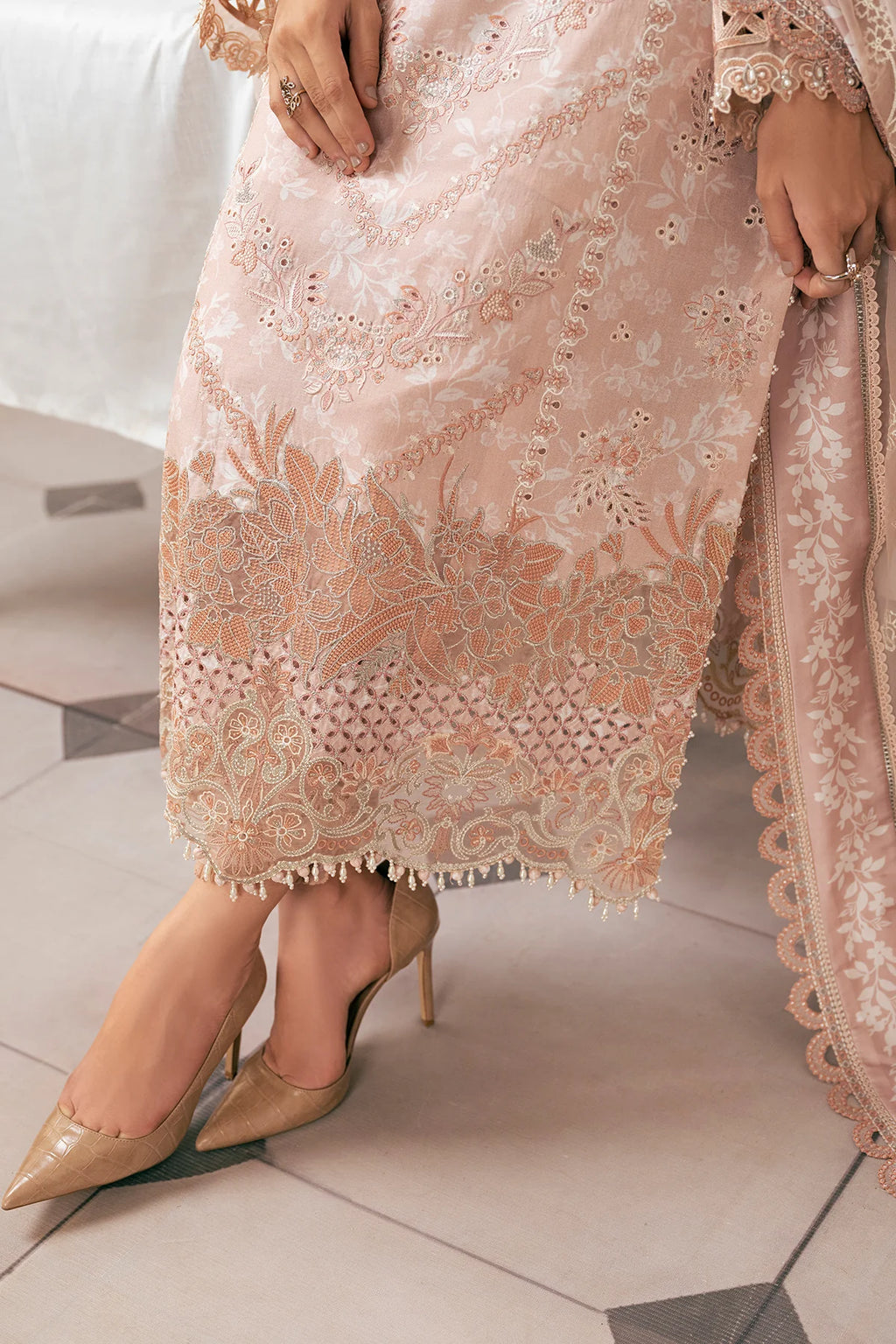 Baroque | EMBROIDERED SWISS LAWN | SL11-D03