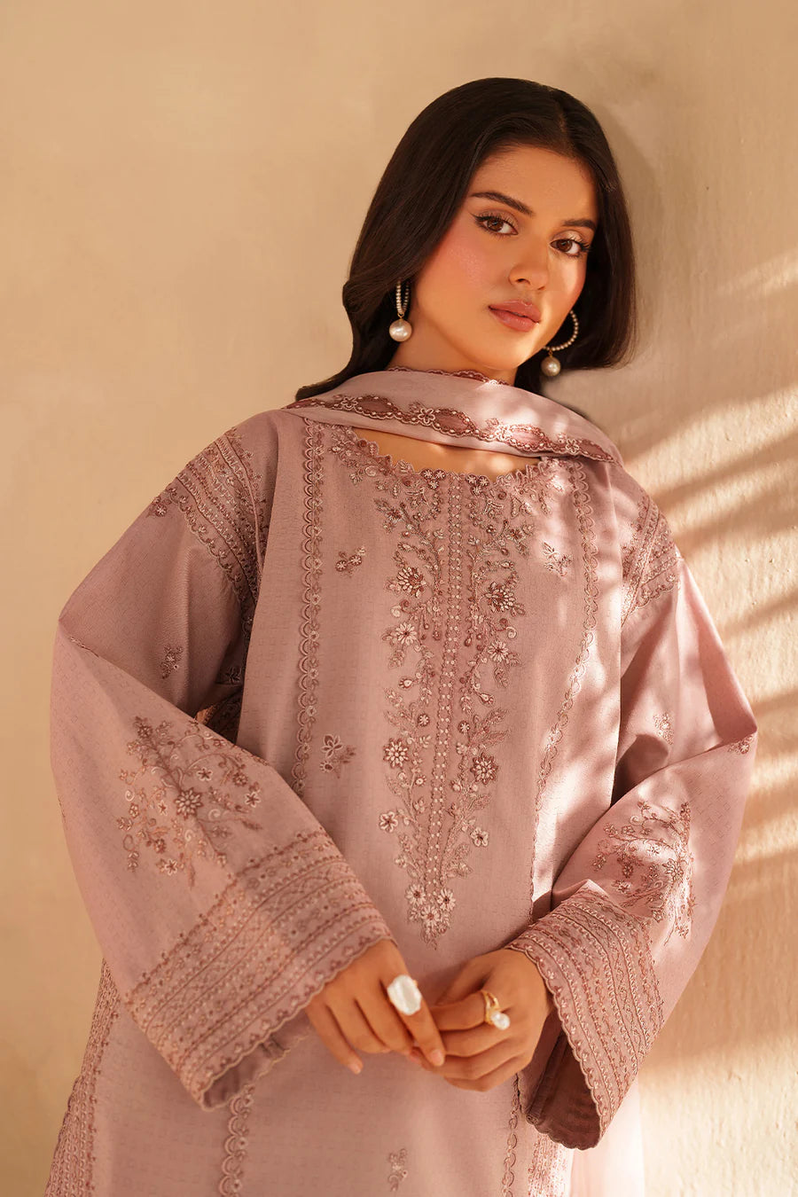 Iznik | Online Exclusive Lawn | UE-608