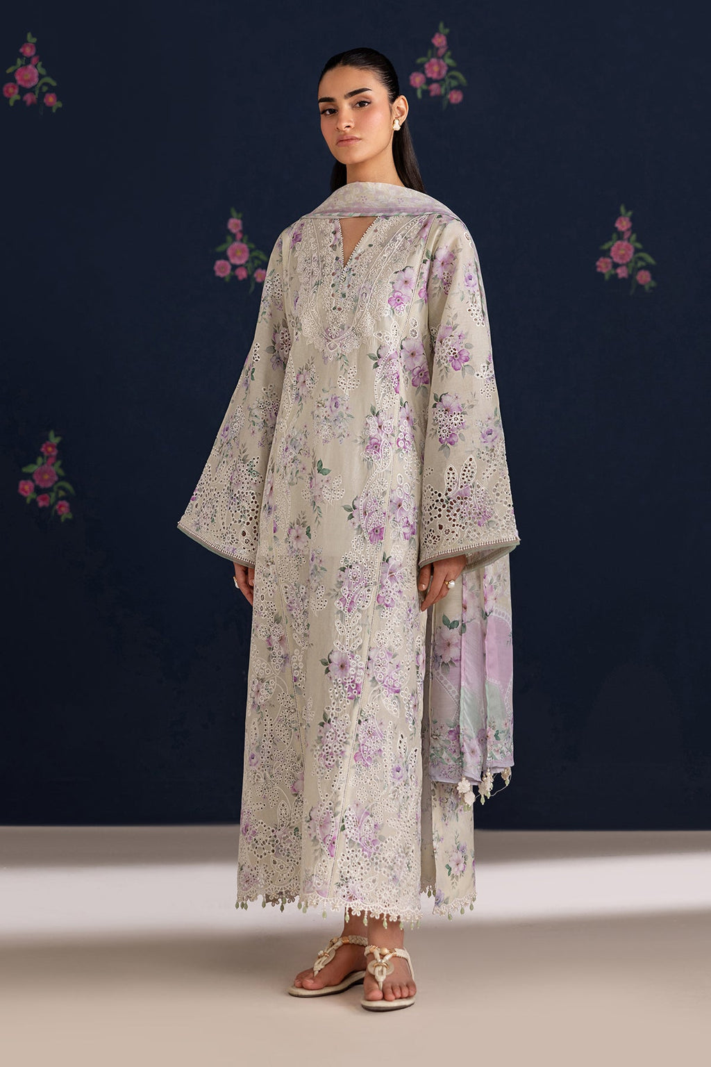 Baroque | Embroidered lawn |  UF-4470