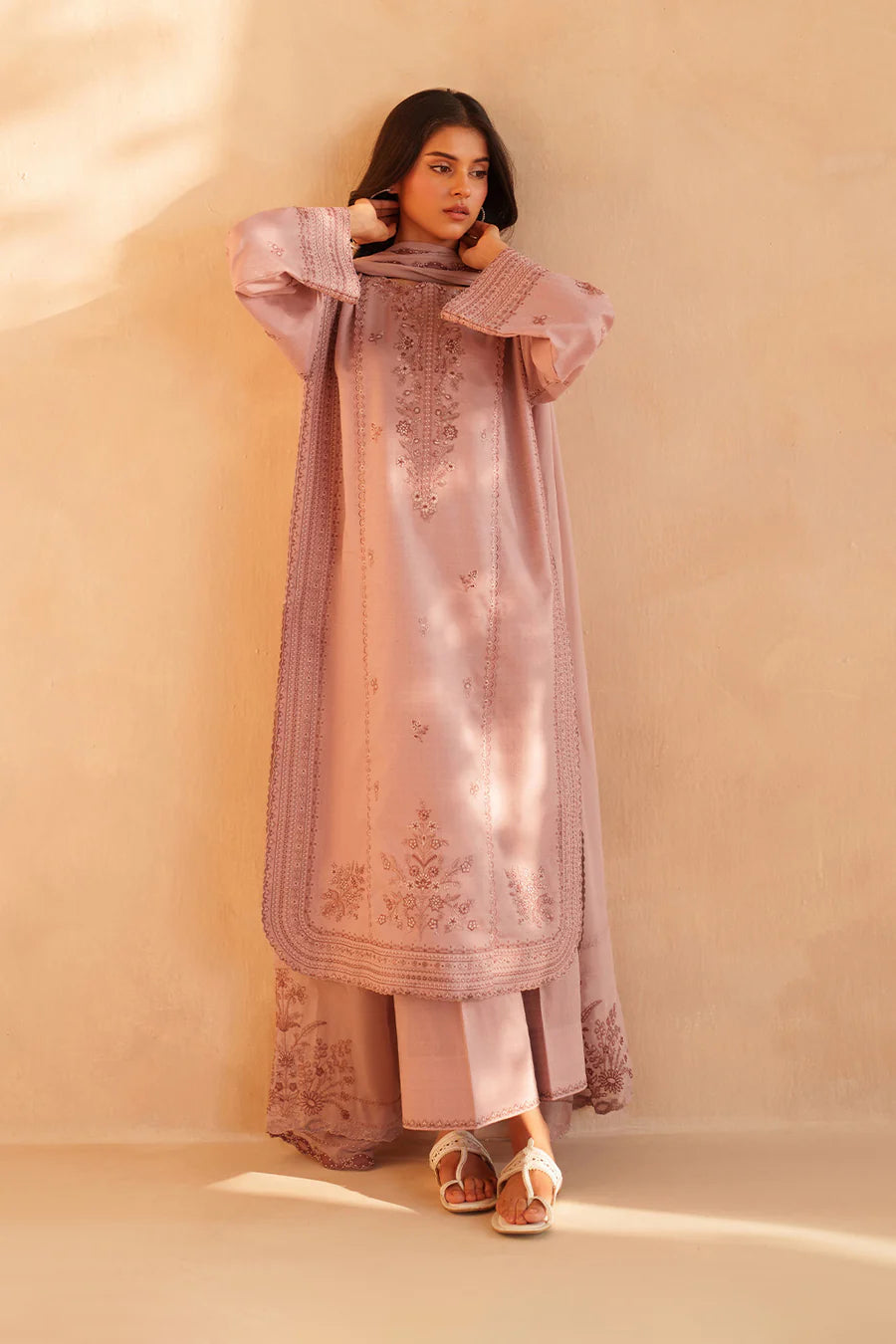 Iznik | Online Exclusive Lawn | UE-608