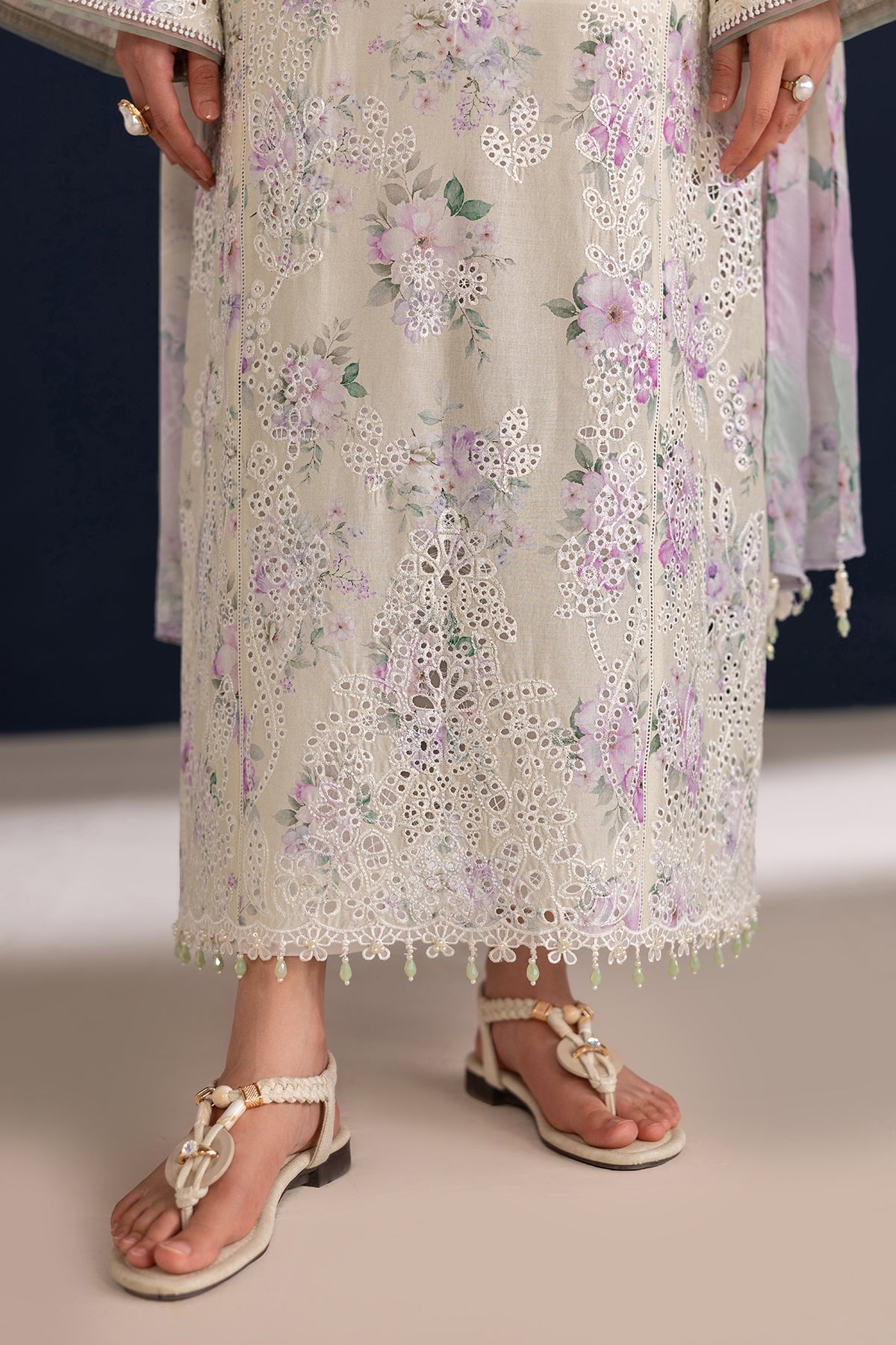 Baroque | Embroidered lawn |  UF-4470