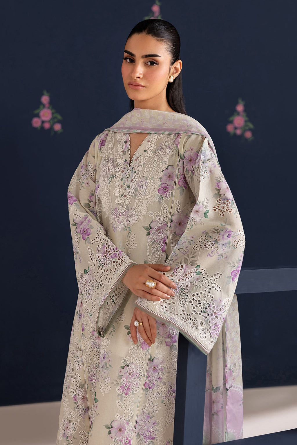 Baroque | Embroidered lawn |  UF-4470