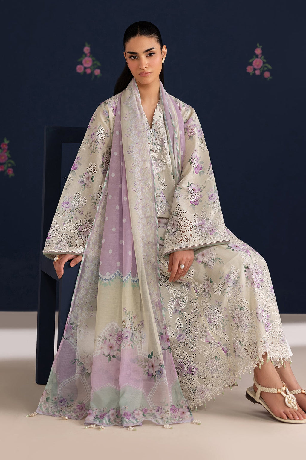 Baroque | Embroidered lawn |  UF-4470